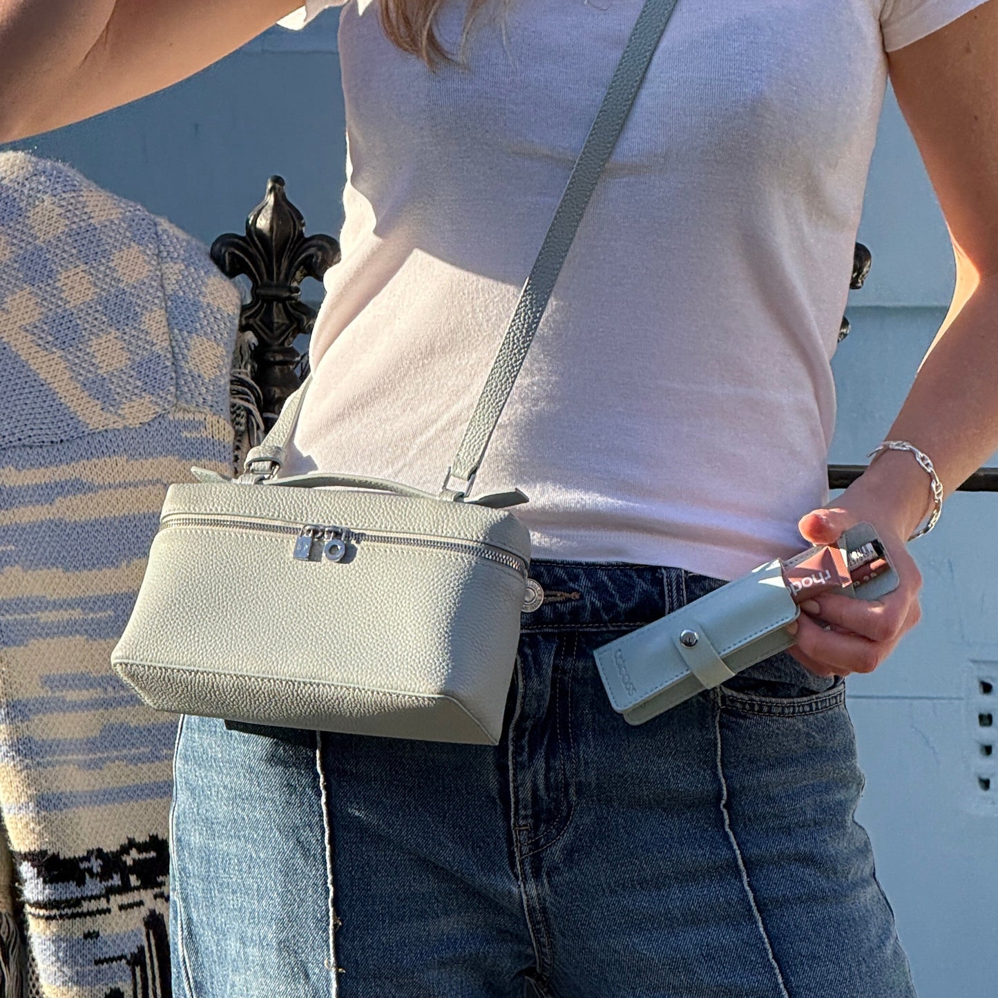 Astcass Mirrored Lip Combo Case - Bubble Bath Blue