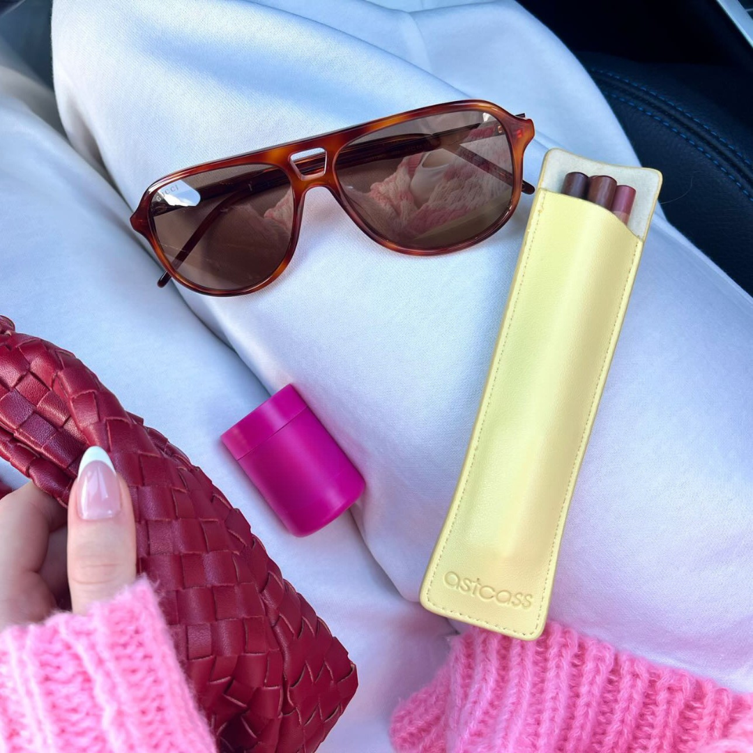 Astcass Mirrored Lip Liner Case - Limoncello Yellow
